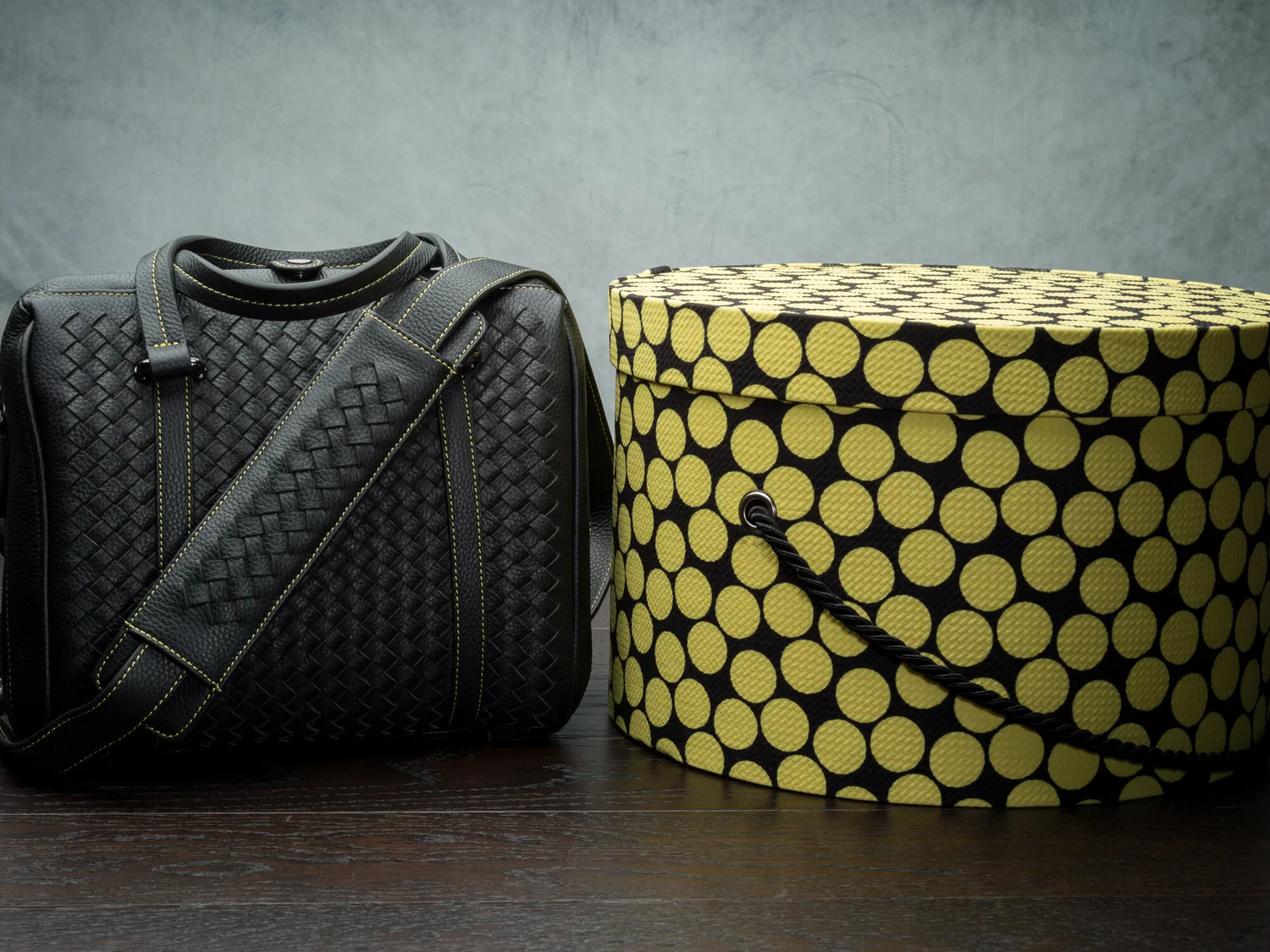luxury designer camera bag for Leica handwoven vi vante