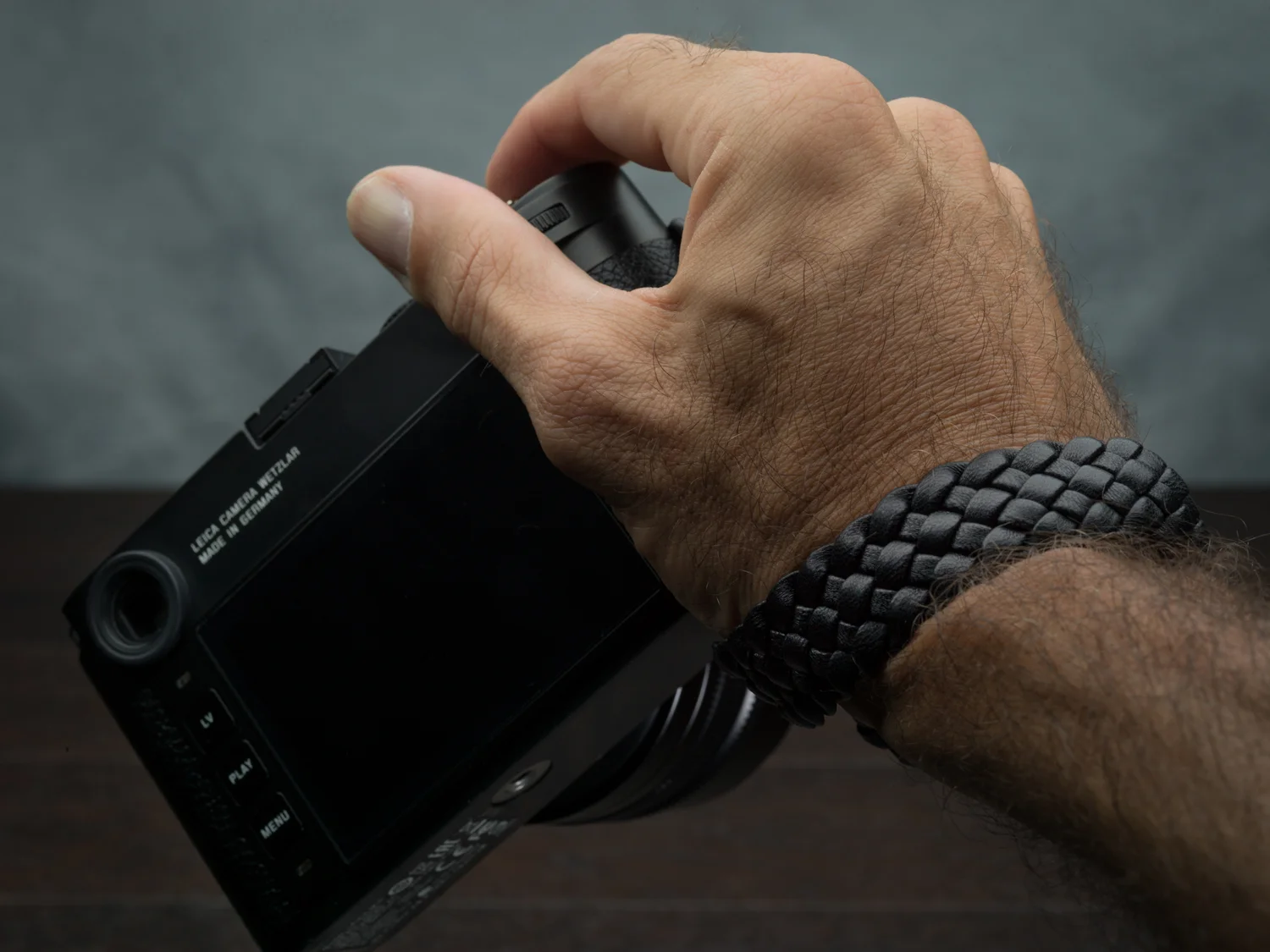 luxury, leather, braided, wrist strap, leica, m10, m240, M9, Q, Q2, vivante, braidy, black
