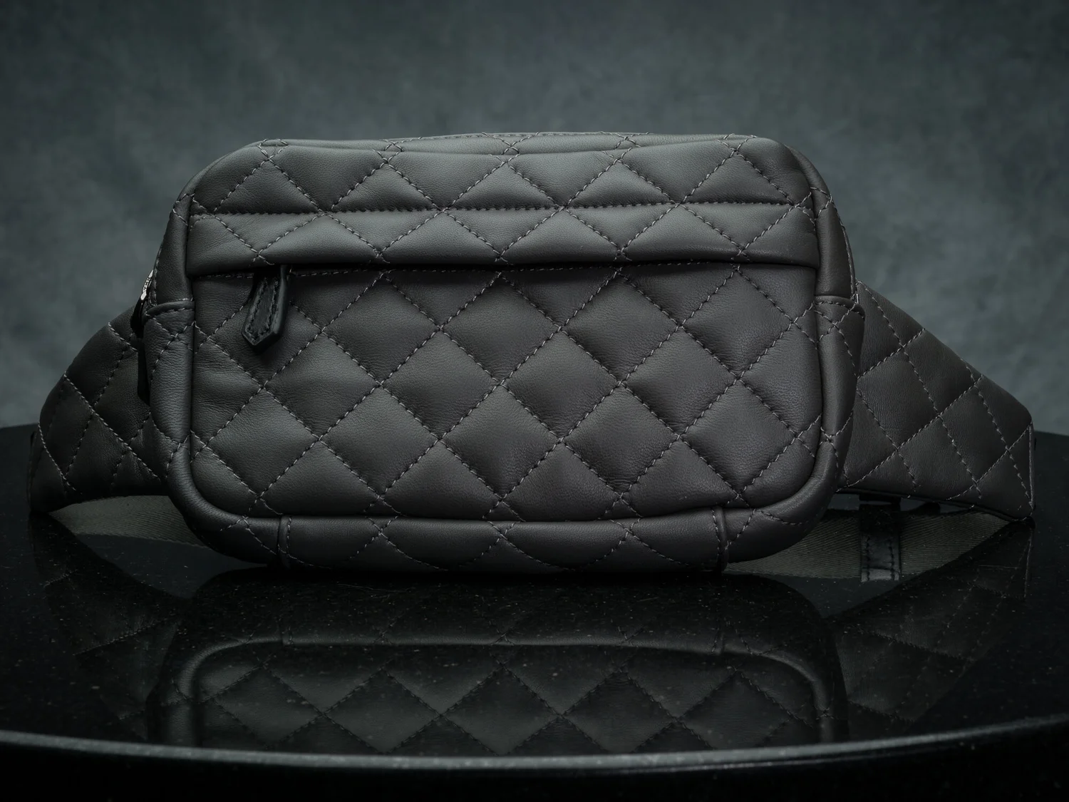 Vi Vante Lambskin Leather Quilted Waist Bag / Fanny Pack