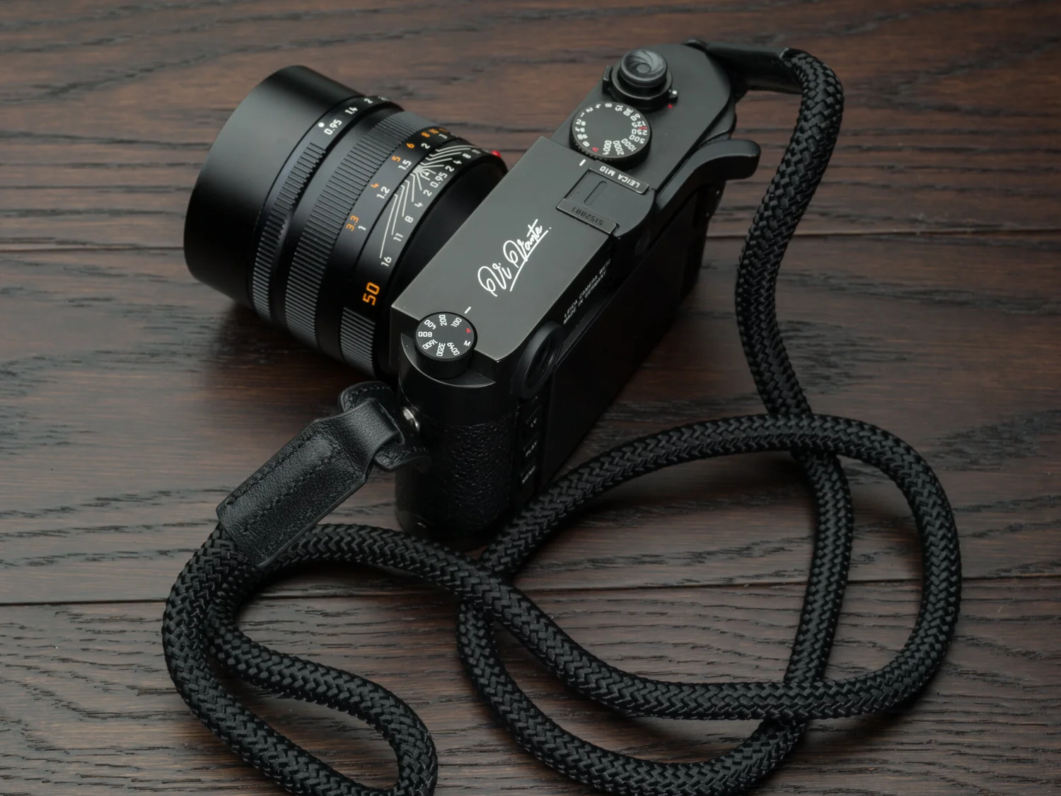 Vi Vante rugged camera strap