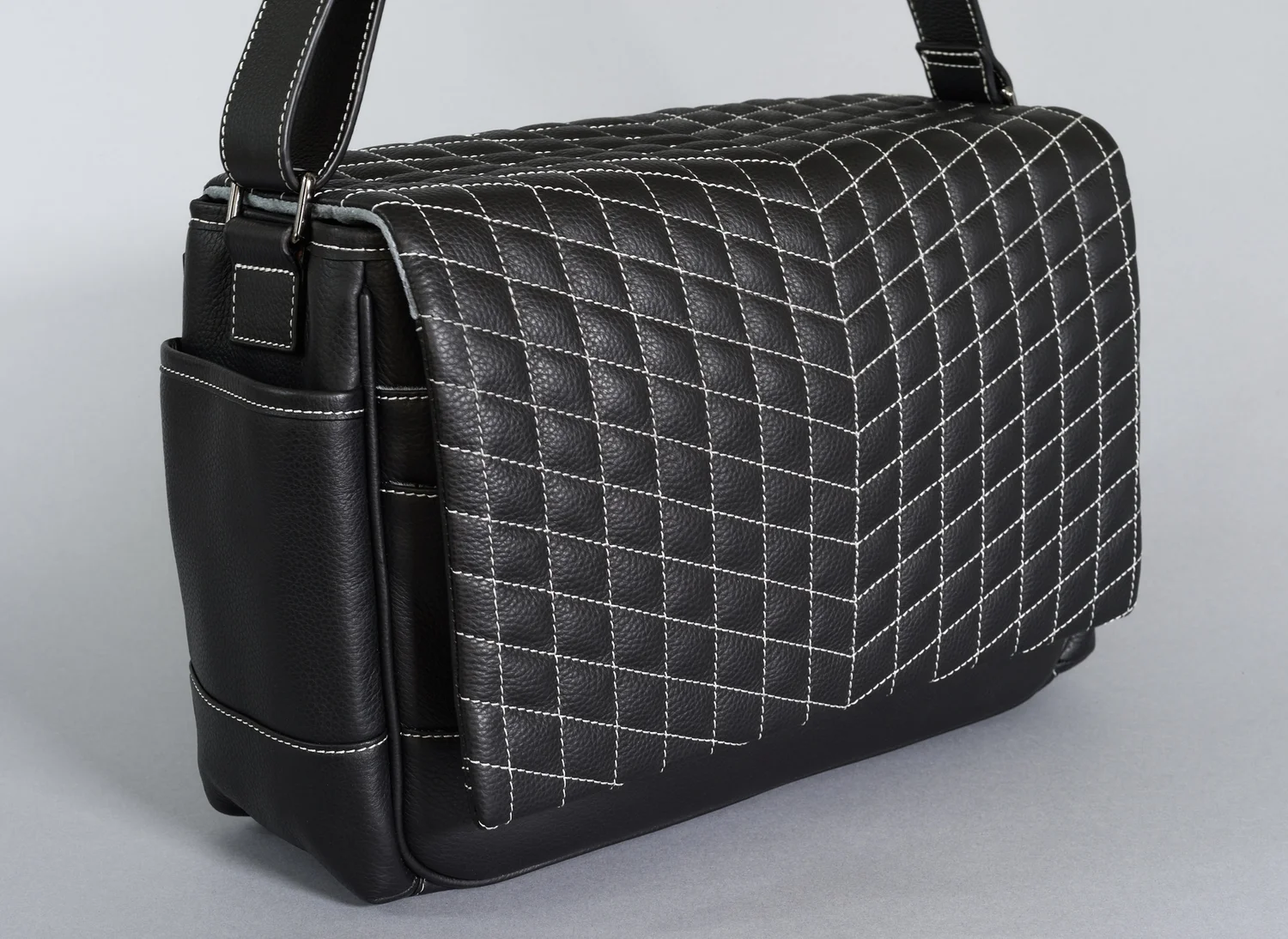 Vi Vante "Exotic" Full Size Quilted Leather Bag , image 10