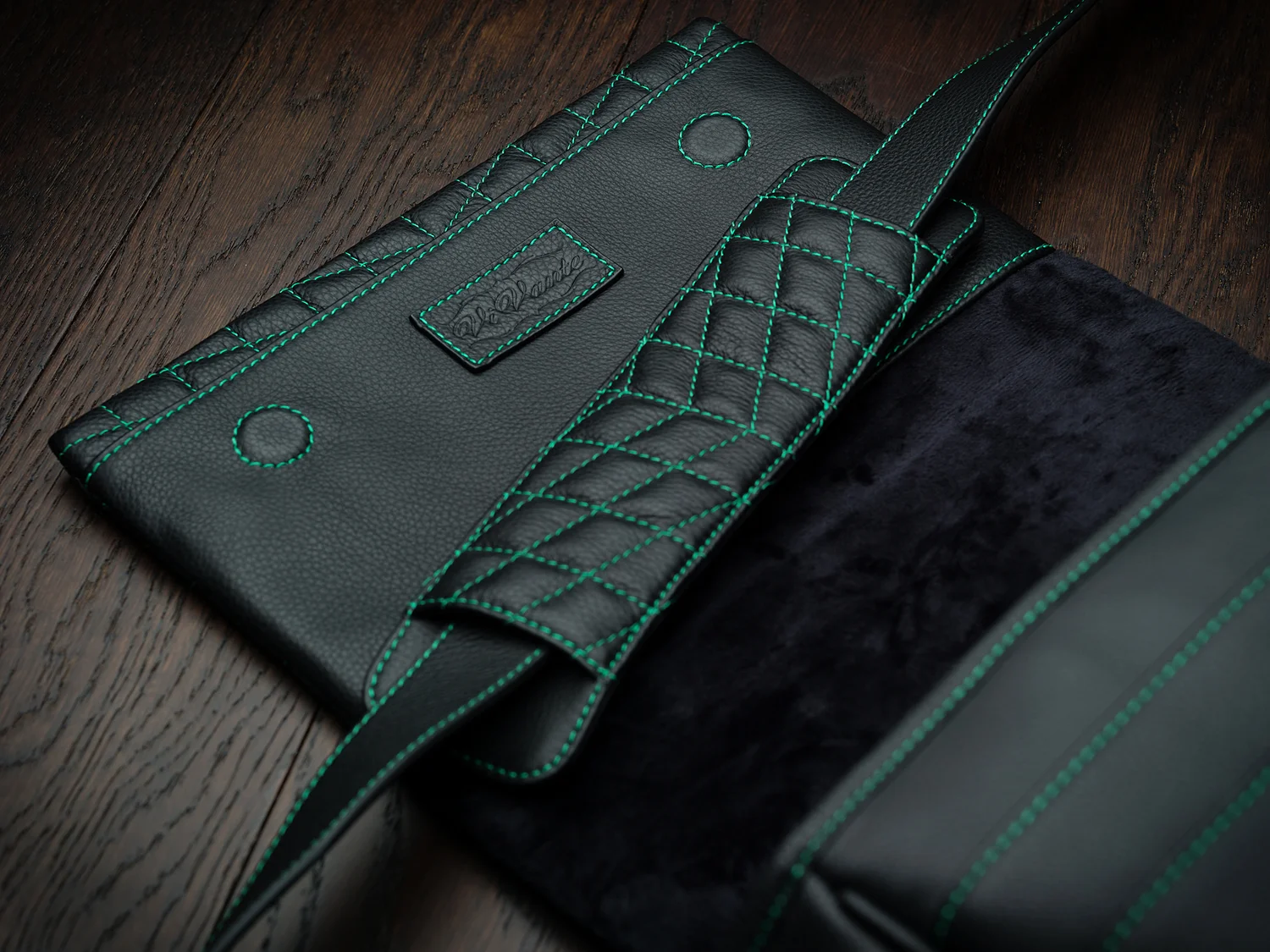 Hulk Green Stitched Leather Quilted Designer Vi Vante Camera Bag for Leica Sony Fuji M9 M10 M240