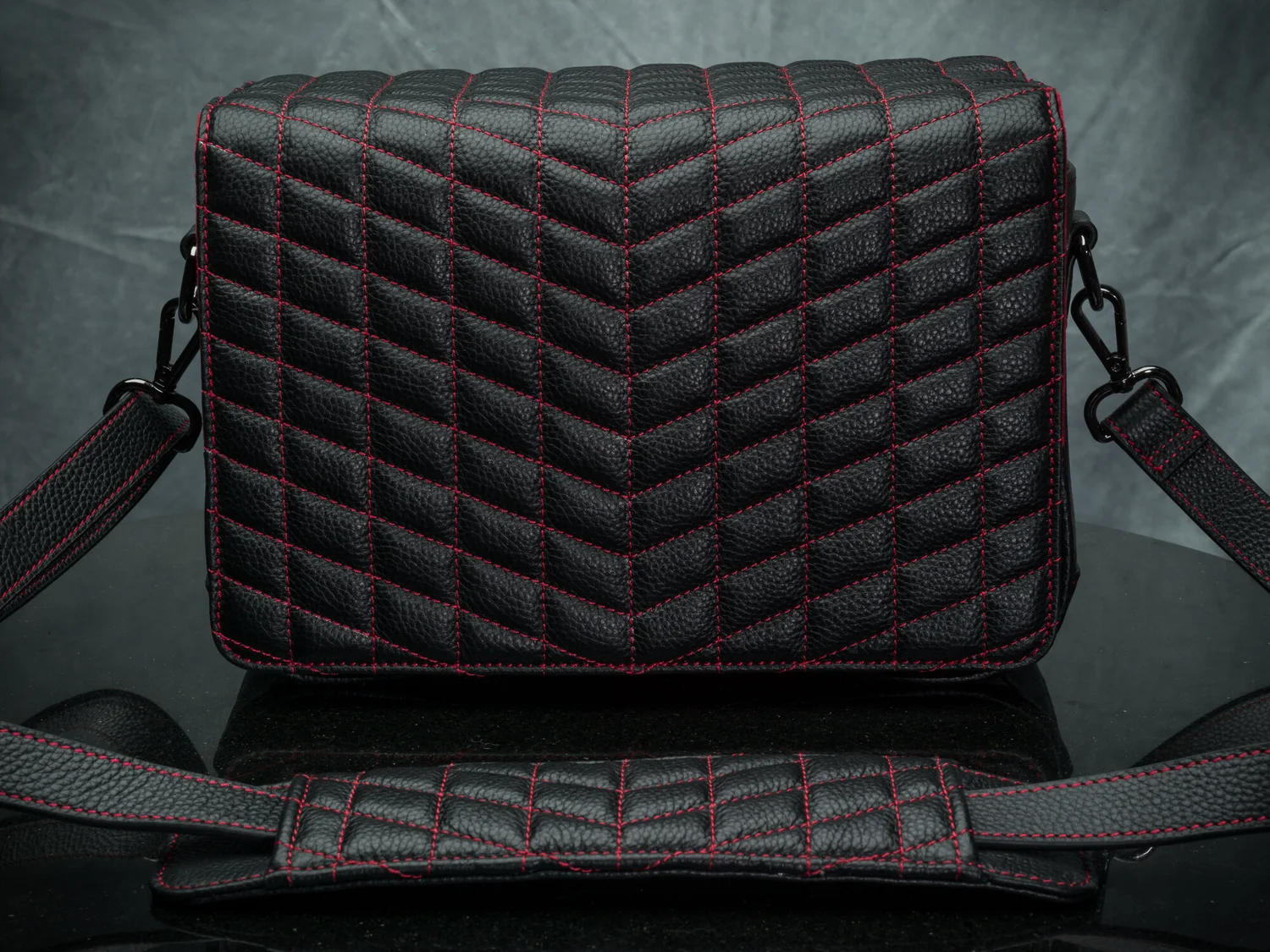 Vi Vante Dual Flap "Pegasus V2" Black Leather Camera Bag with Red Quilting