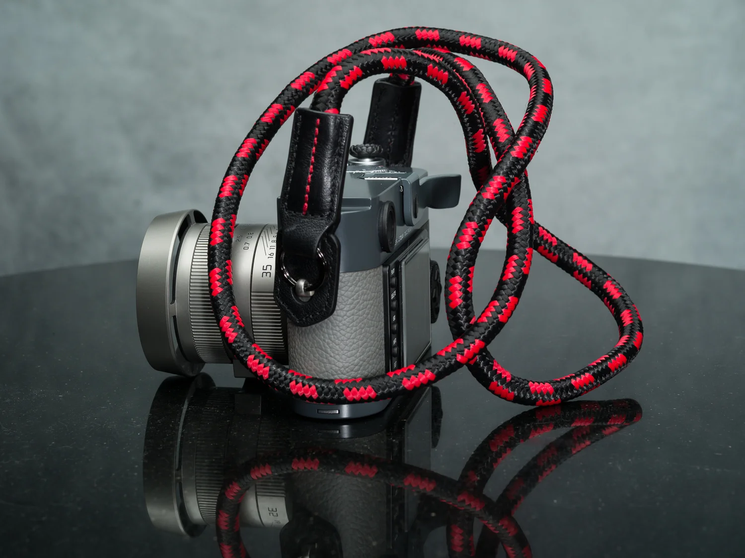 Vi vante Cliff Hanger Rope Strap Camera Strap Leica ME 3.jpg