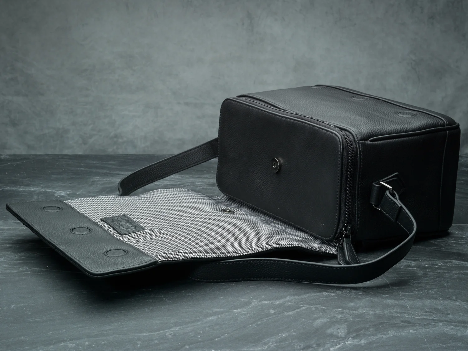 Vi Vante "Pegasus" Dual Flap Camera Bag System w/ Houndstooth Interior ONLY A FEW LEFT IN STOCK!, image 9