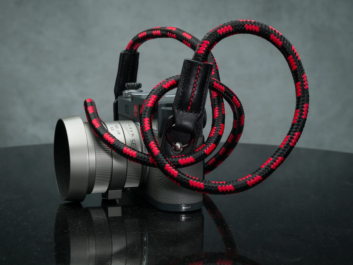 Vi vante Cliff Hanger Rope Strap Camera Strap Leica ME 1.jpg