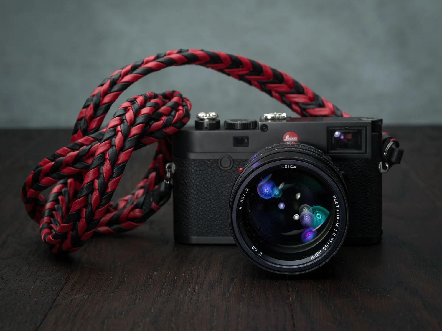 the world's most luxurious camera strap for leica fuji sony red black
