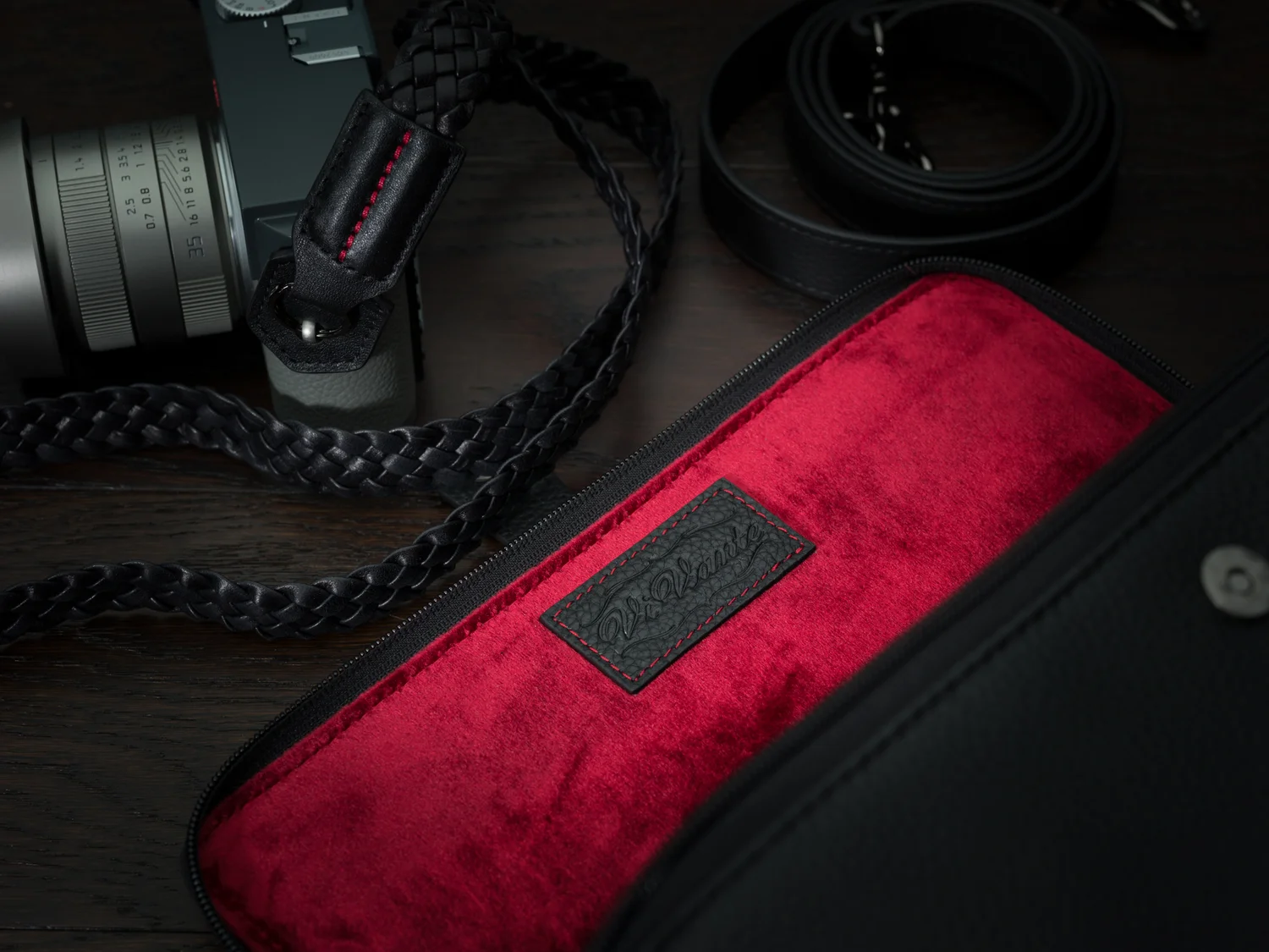 "The Outlander" Leather Camera Bag by Vi Vante , image 5