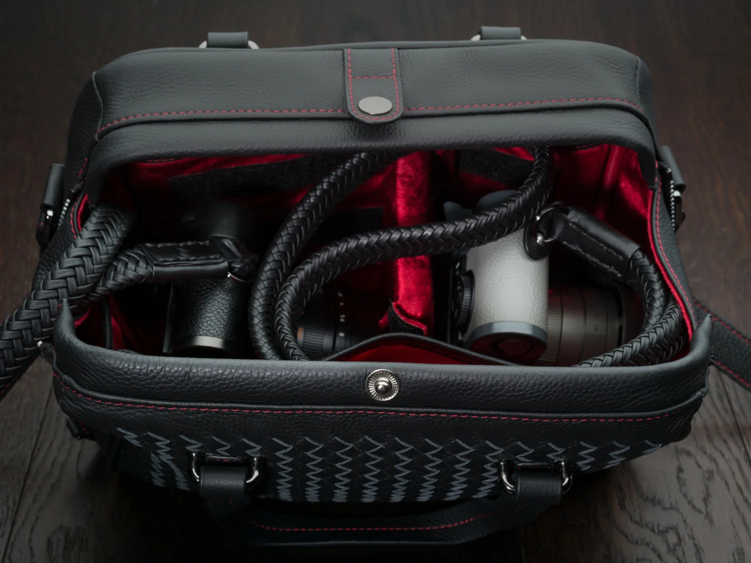 Hand woven leather designer luxury camera bag for leica